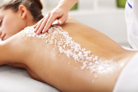 Beautiful,Woman,Having,Exfoliation,Treatment,In,Spa